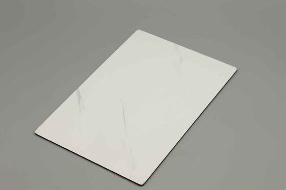 แบบมาร์บอร์ JAZZ WHITE แผ่นแผ่น Acp ภายนอกที่กําหนดเอง 3 มม. 4 มม. ความหนา Acp แคลดสําหรับบ้าน / อาคาร อลูมิเนียมผิว 0.18 มม.